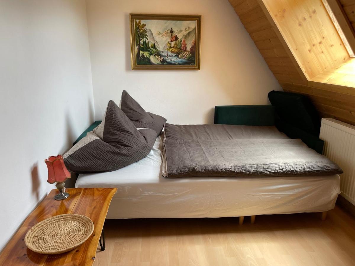 Haus Tannenzaepfle Apartman Waldachtal Kültér fotó