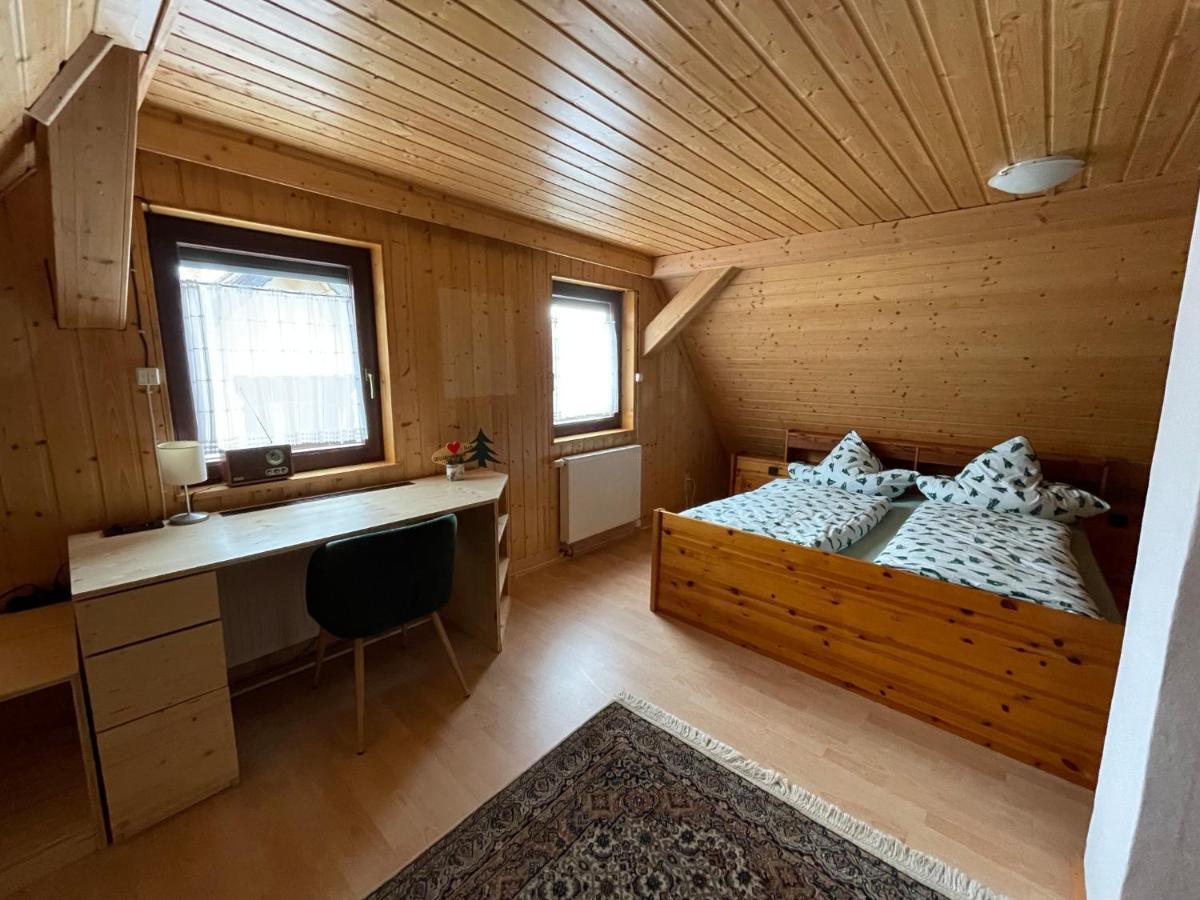 Haus Tannenzaepfle Apartman Waldachtal Kültér fotó