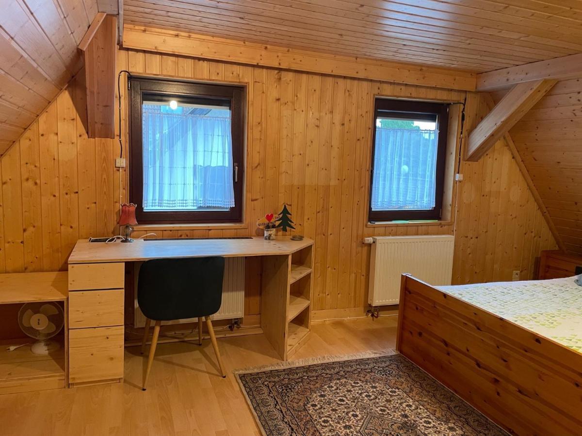 Haus Tannenzaepfle Apartman Waldachtal Kültér fotó